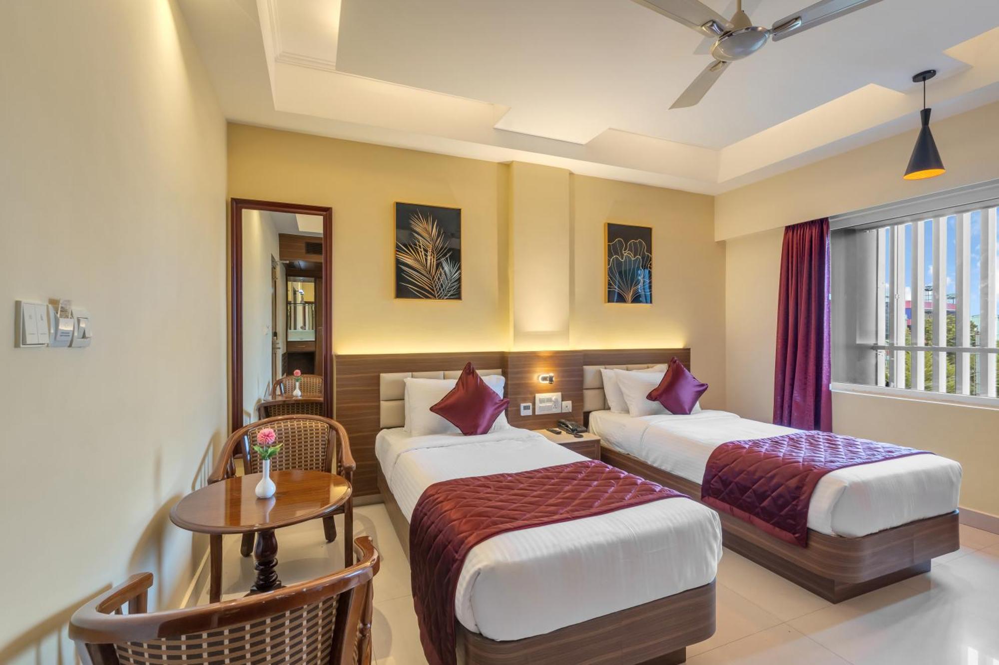 Park Avenue Hotel & Apartments Trichy Tiruchirappalli Exterior photo